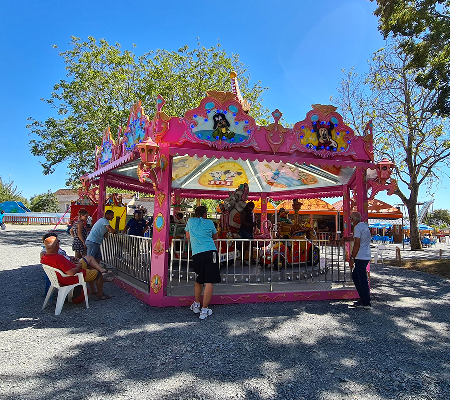 attraction kiosque enchante Family Park